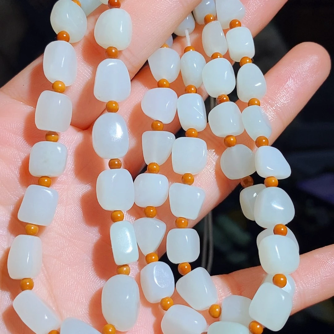 和田玉颈饰未镶嵌