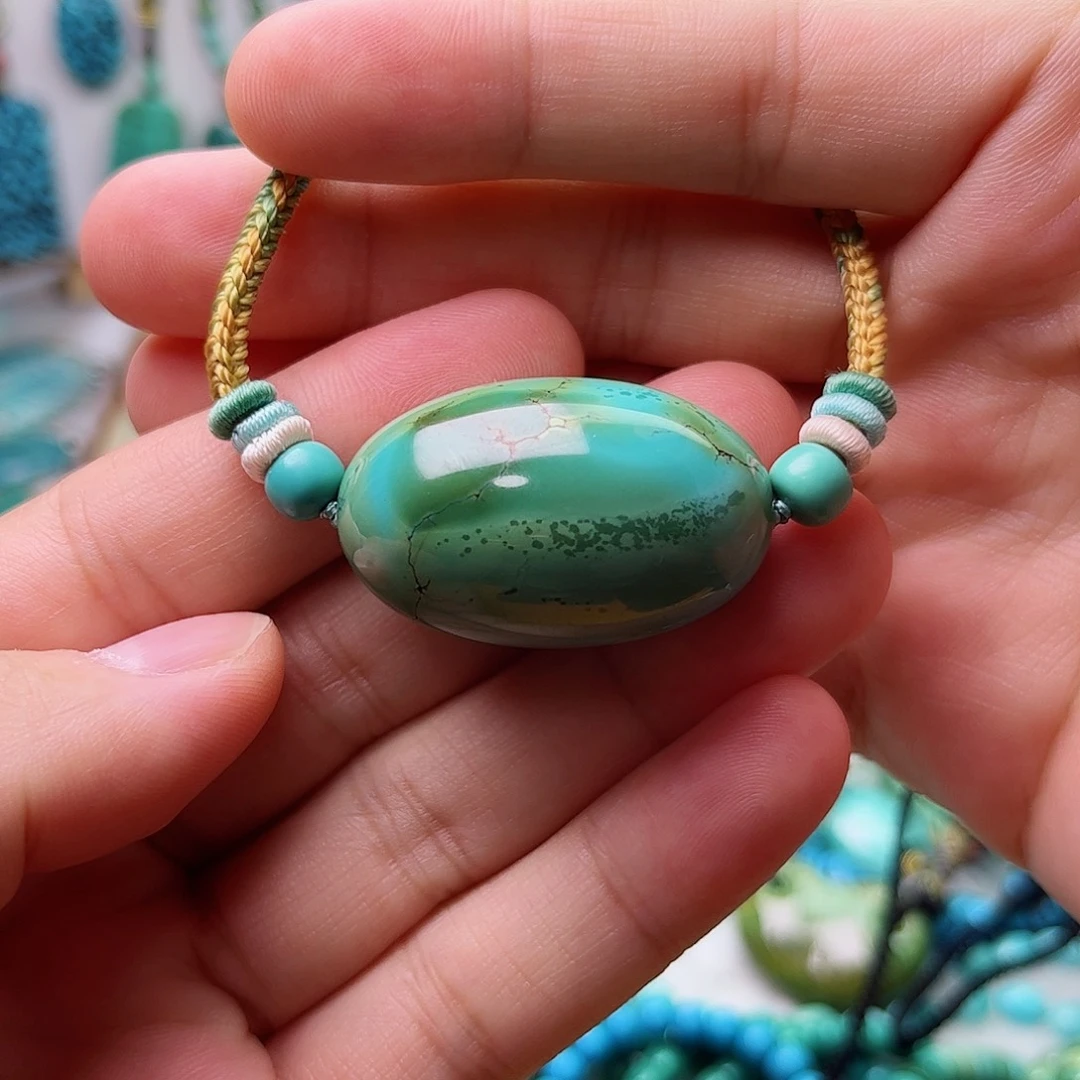 未镶嵌绿松石珠宝奇石