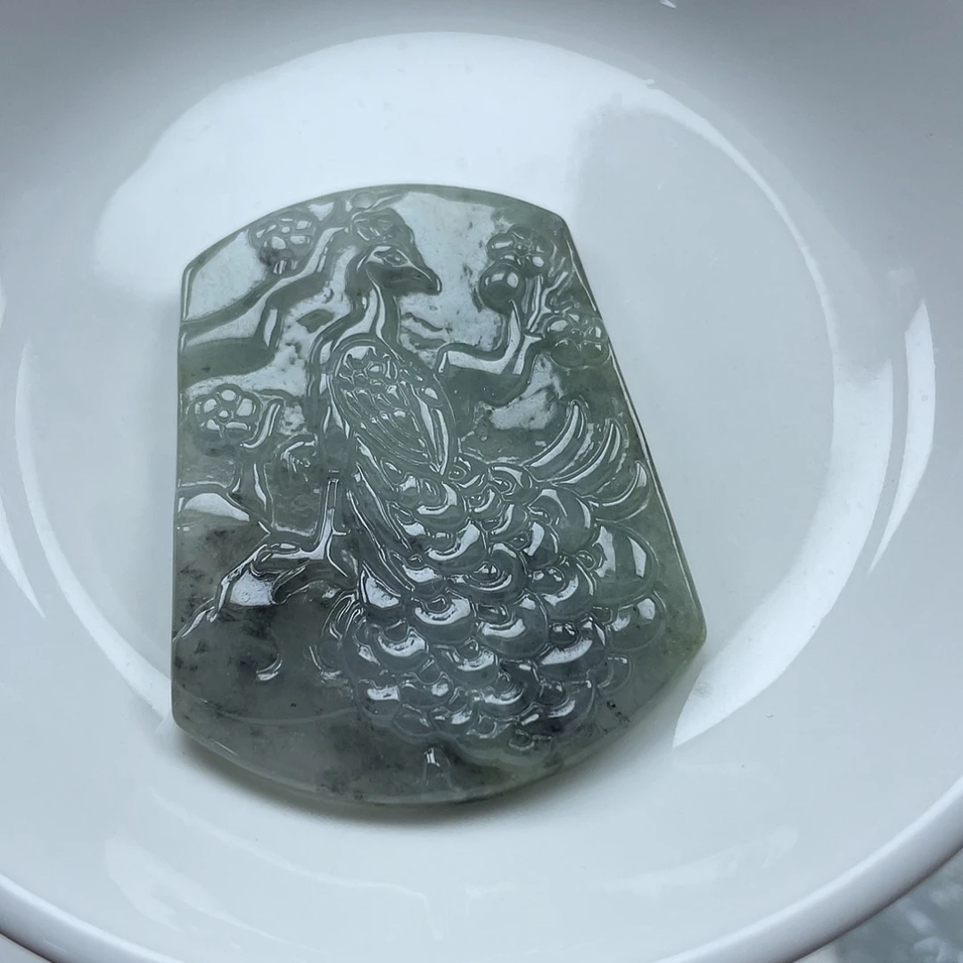 翡翠未镶嵌颈饰5319