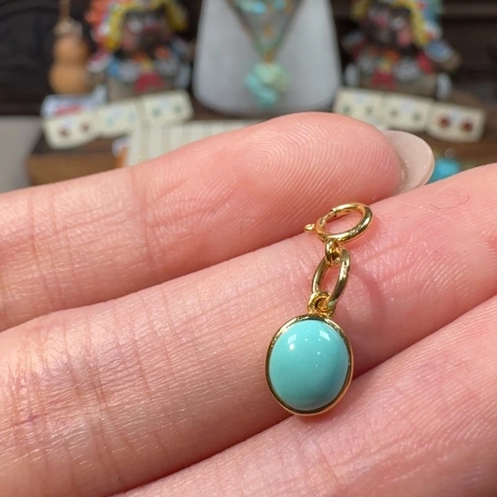 绿松石18K金镶嵌蛋面小滴流