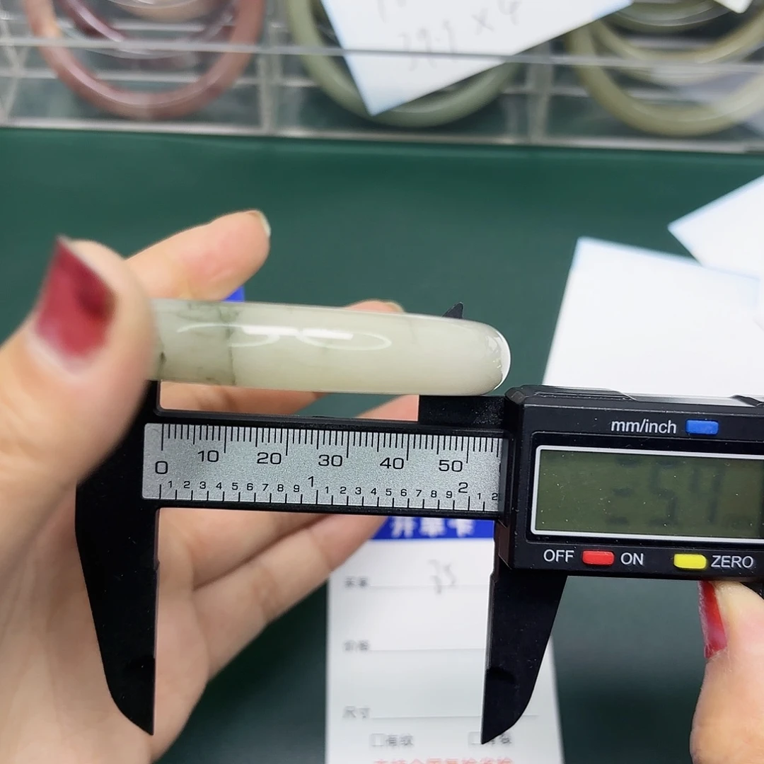 石英质玉未镶嵌手镯85/5655