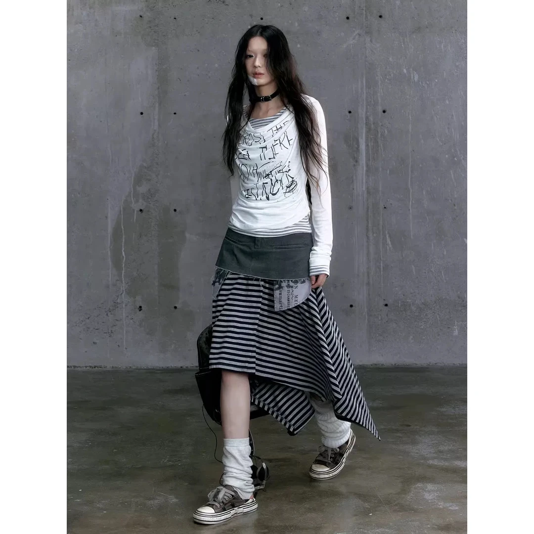 美式涂鸦假两件条纹长袖T恤女春季辣妹修身荡领打底衫上衣