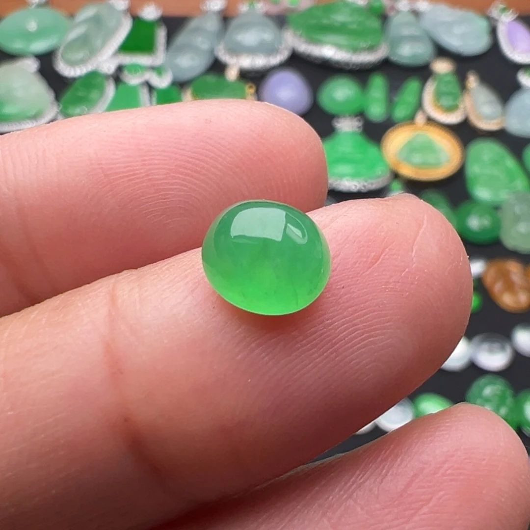 翡翠颈饰未镶嵌蛋7.2