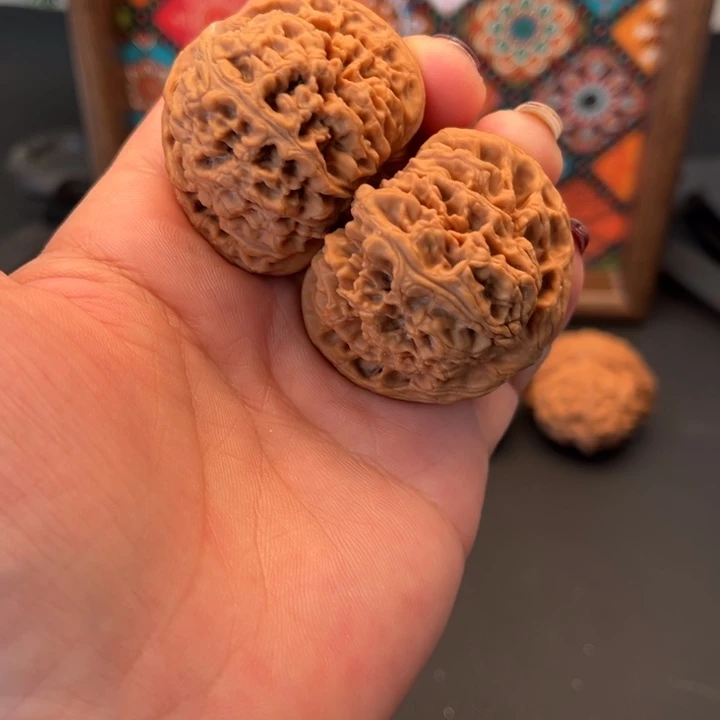 吊坠文玩核桃南疆41