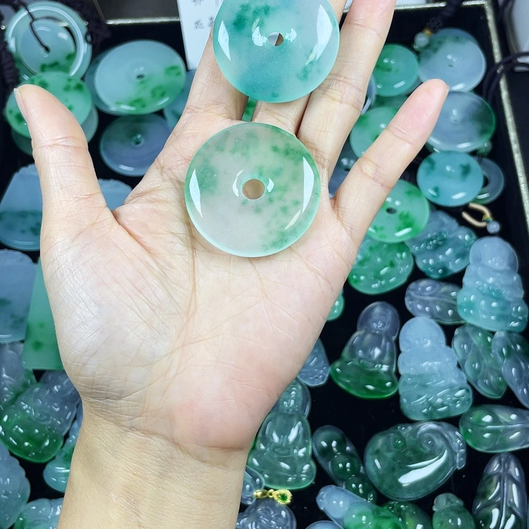 翡翠未镶嵌颈饰吊坠2