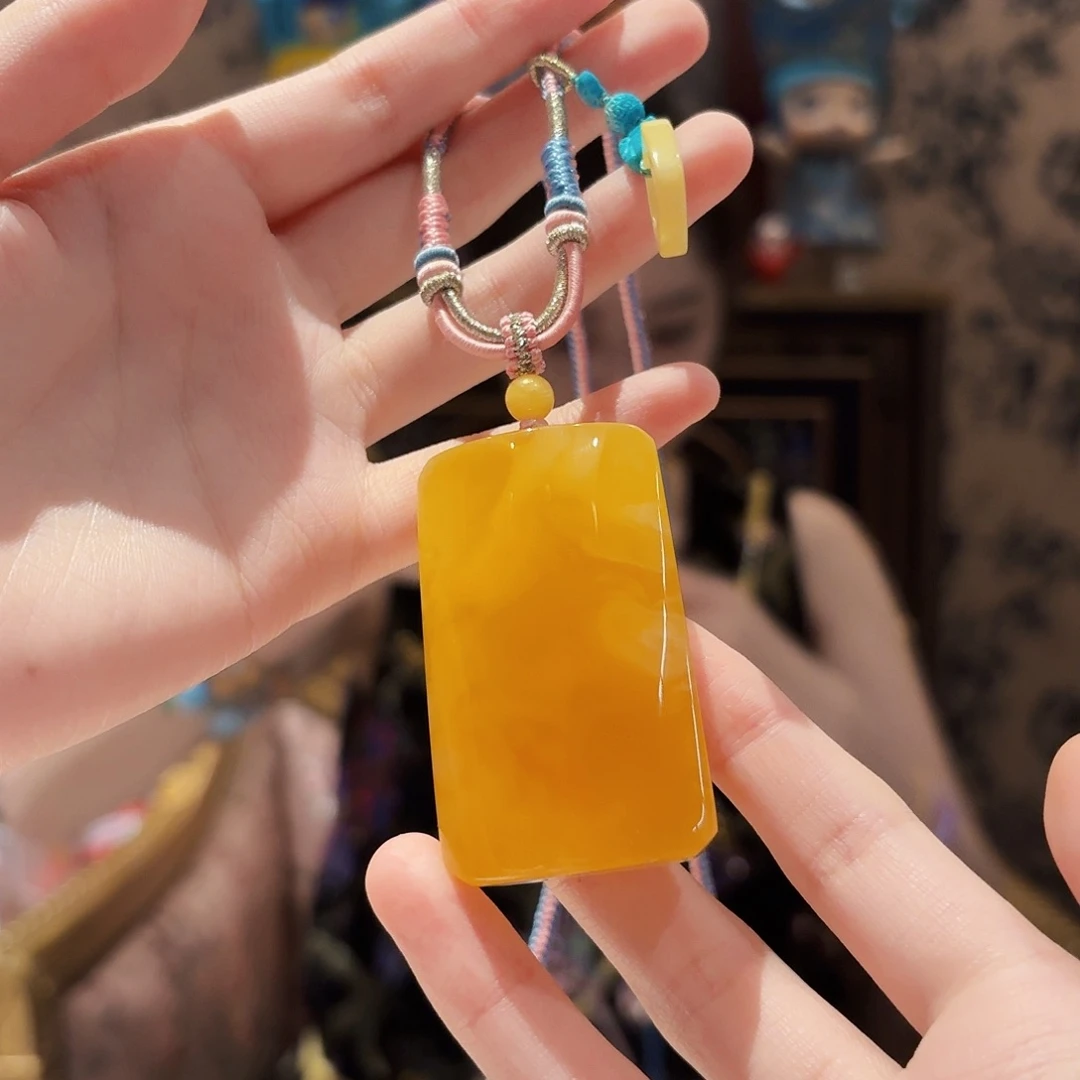 未镶嵌颈饰蜜蜡颈饰