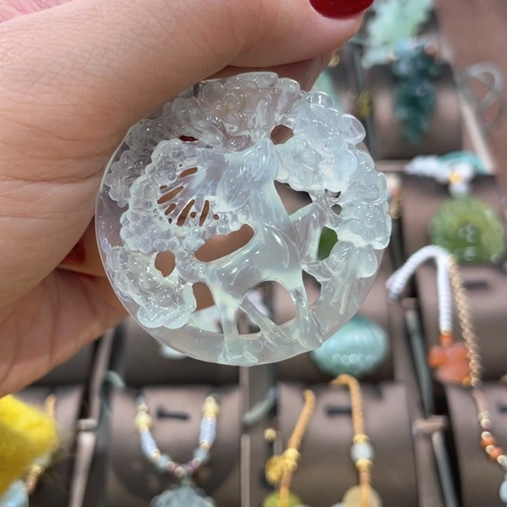 蛇纹石玉颈饰未镶嵌严*大