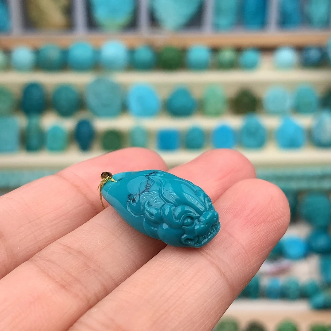 未镶嵌绿松石珠宝奇石