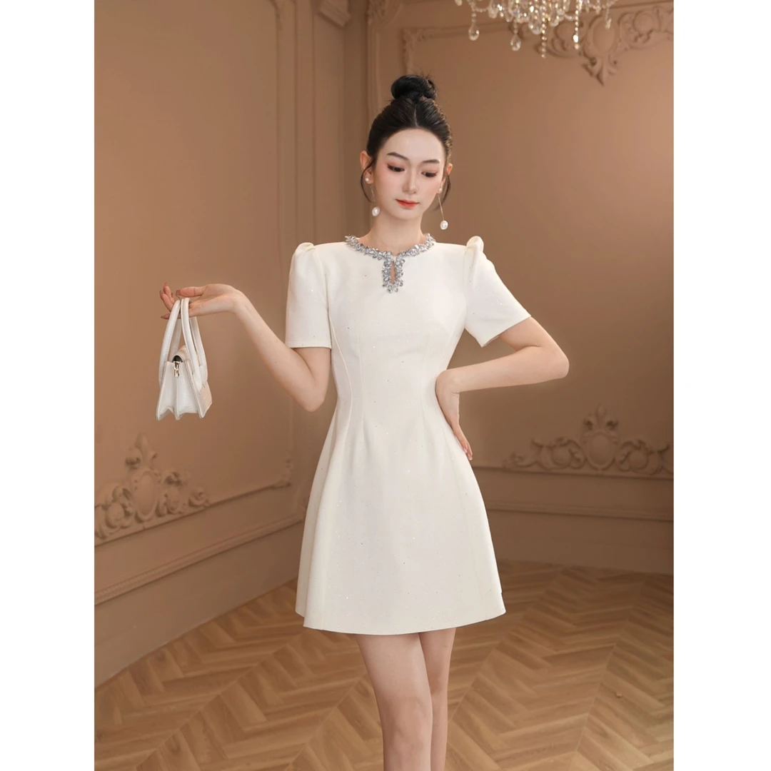 法式重工钉钻设计感赫本风气质名媛小众收腰显瘦宴会连衣裙9002