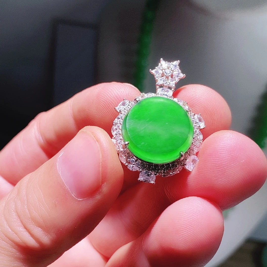 定制翡翠未镶嵌卡18天然翡翠A货