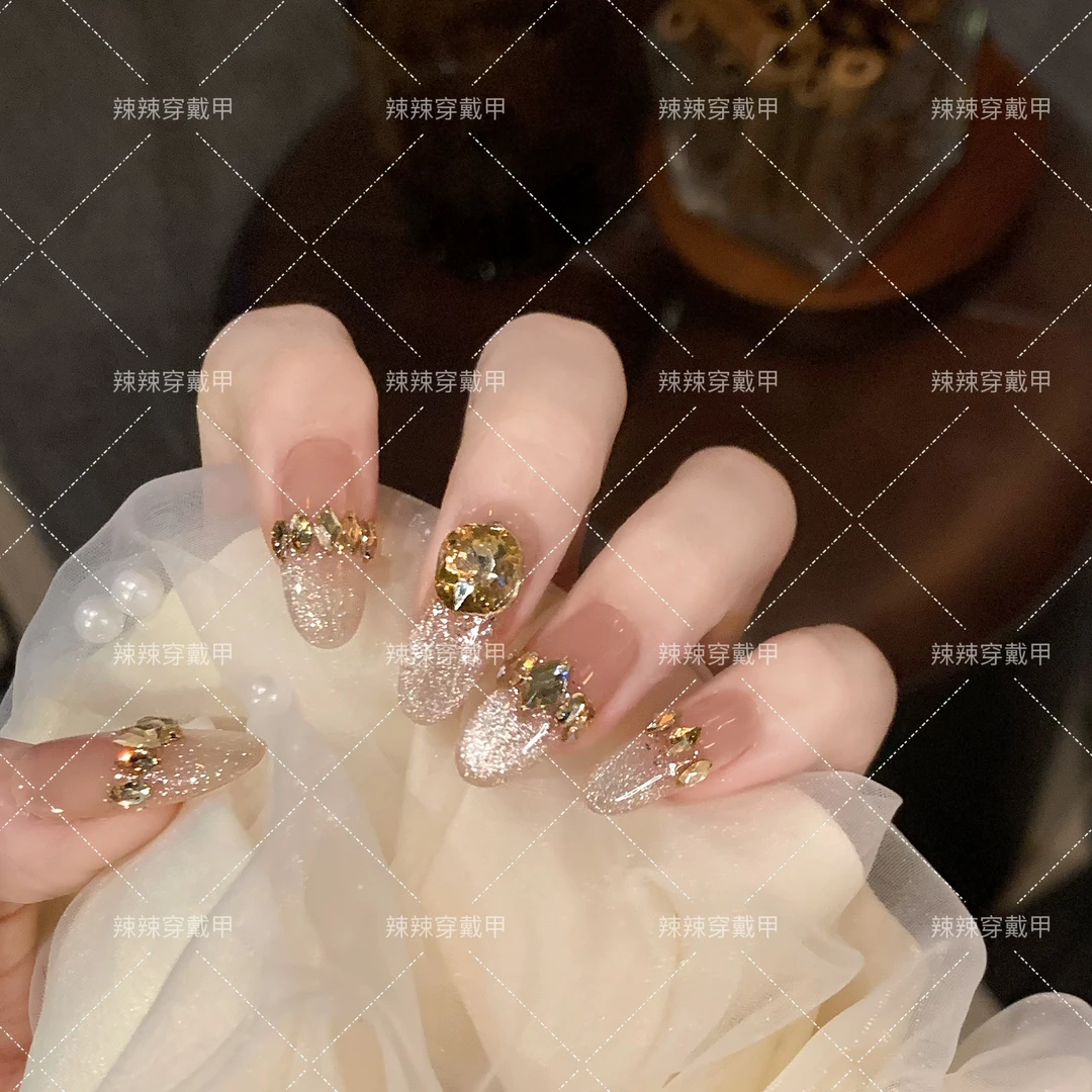 【十九岁】闪钻猫眼气质穿戴甲美甲贴片