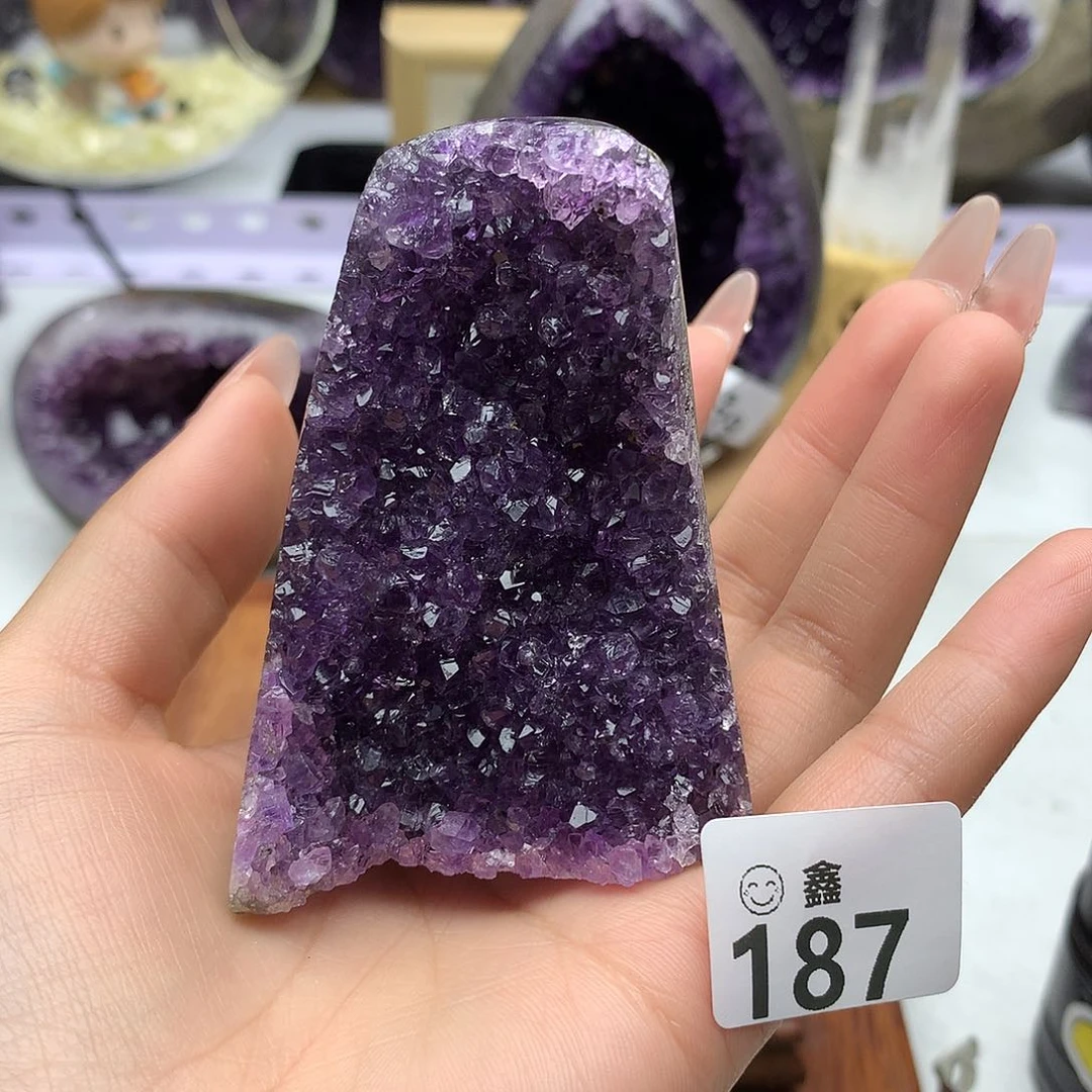 未镶嵌大型摆件（非配饰）水晶