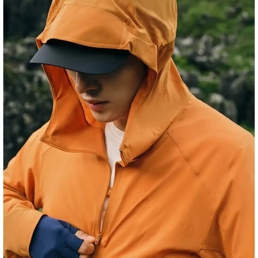 小K2-2025新款户外打孔轻薄防晒连帽夹克