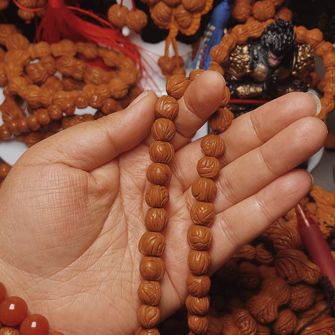 桃核吊坠龙纹桃枭