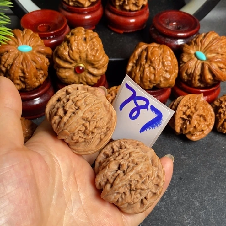 文玩核桃把件楼呀787