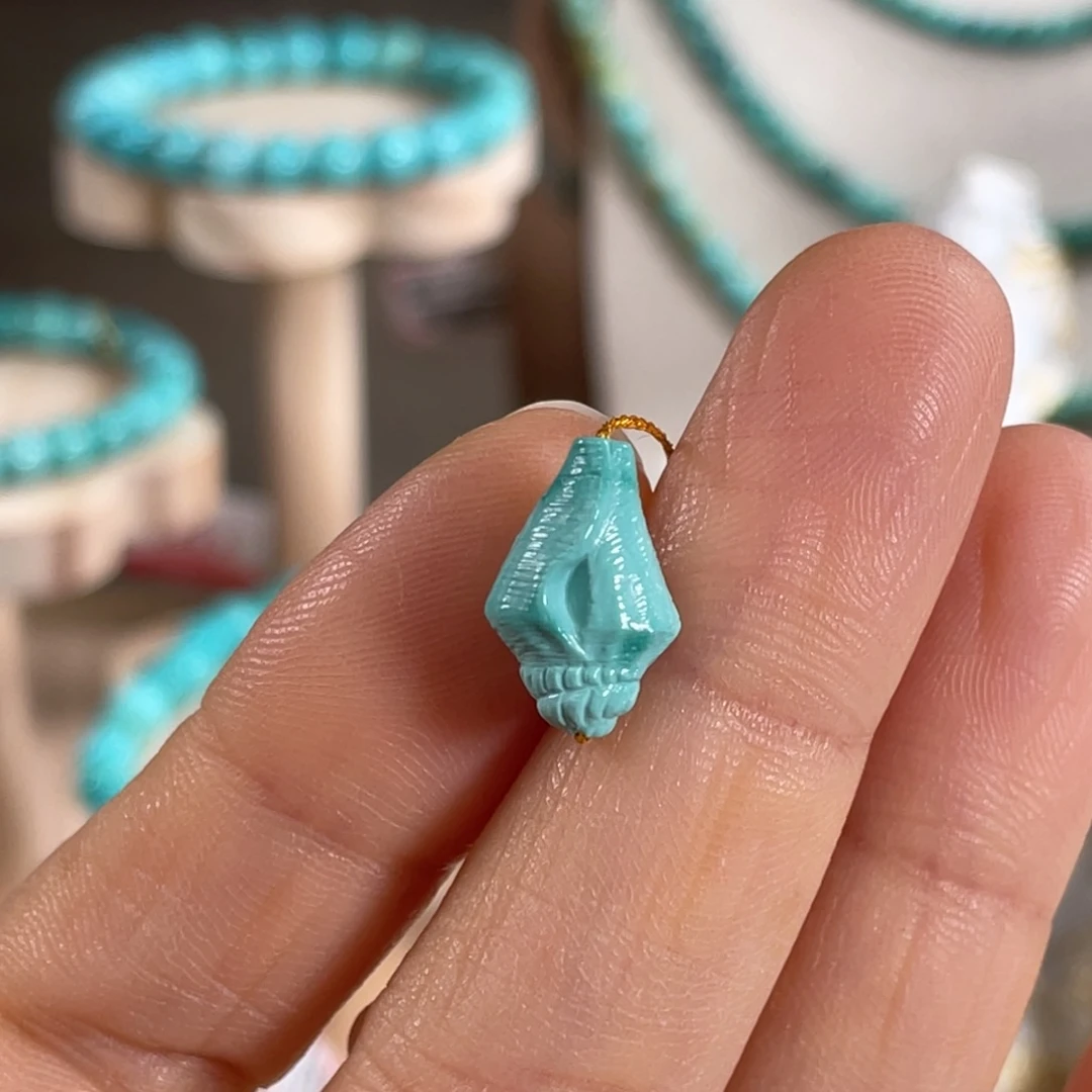 绿松石未镶嵌套链高瓷海螺