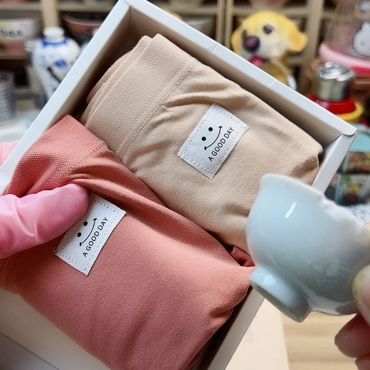 15586858868898899996