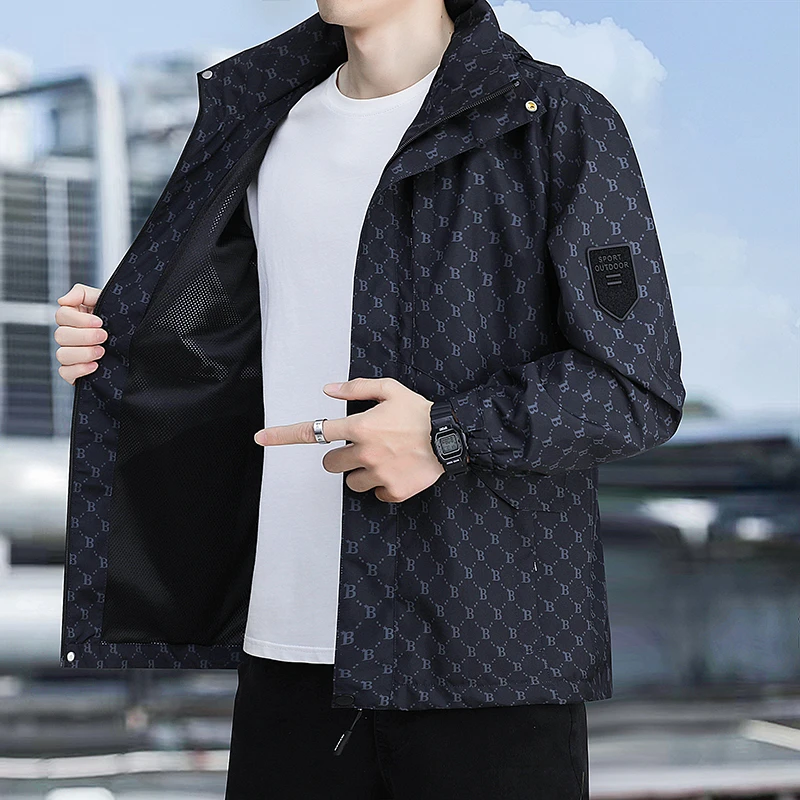 秋季男士薄款连帽外套韩版修身夹克男款帅气字母夹克户外休闲外套