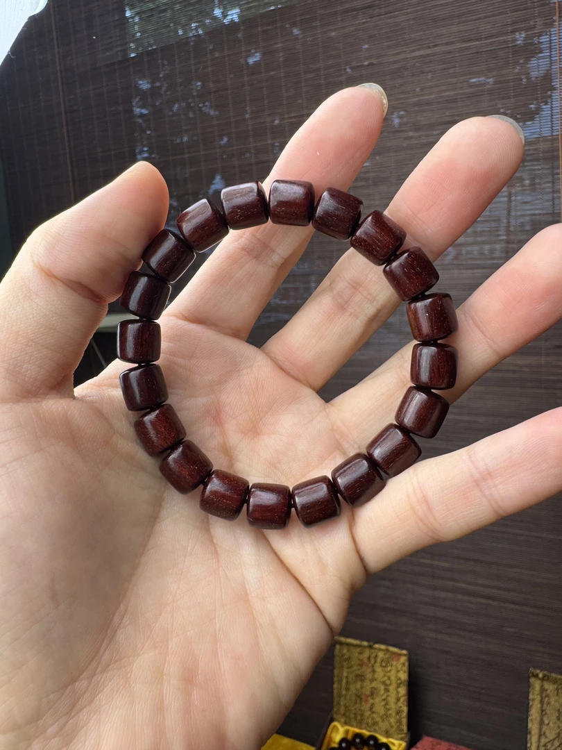 金星檀手串0.7桶珠高油密女士手串文玩手串
