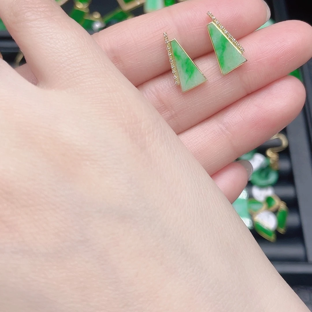 翡翠耳饰18K金镶嵌天然翡翠