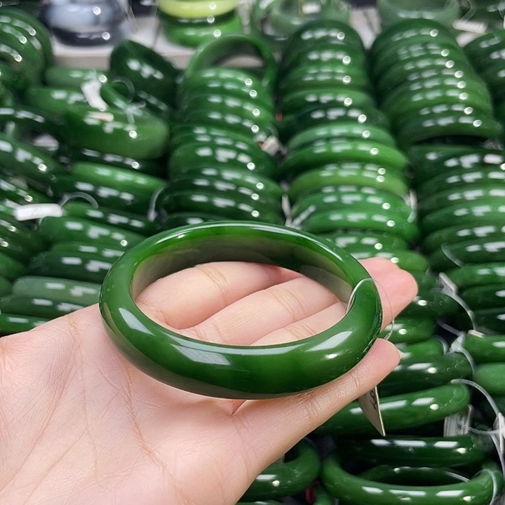 未镶嵌手镯和田玉（碧玉）熙**货