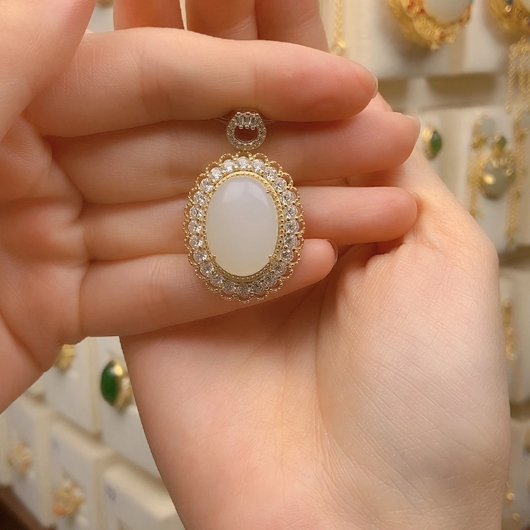 和田玉银S925镀金镶嵌颈饰