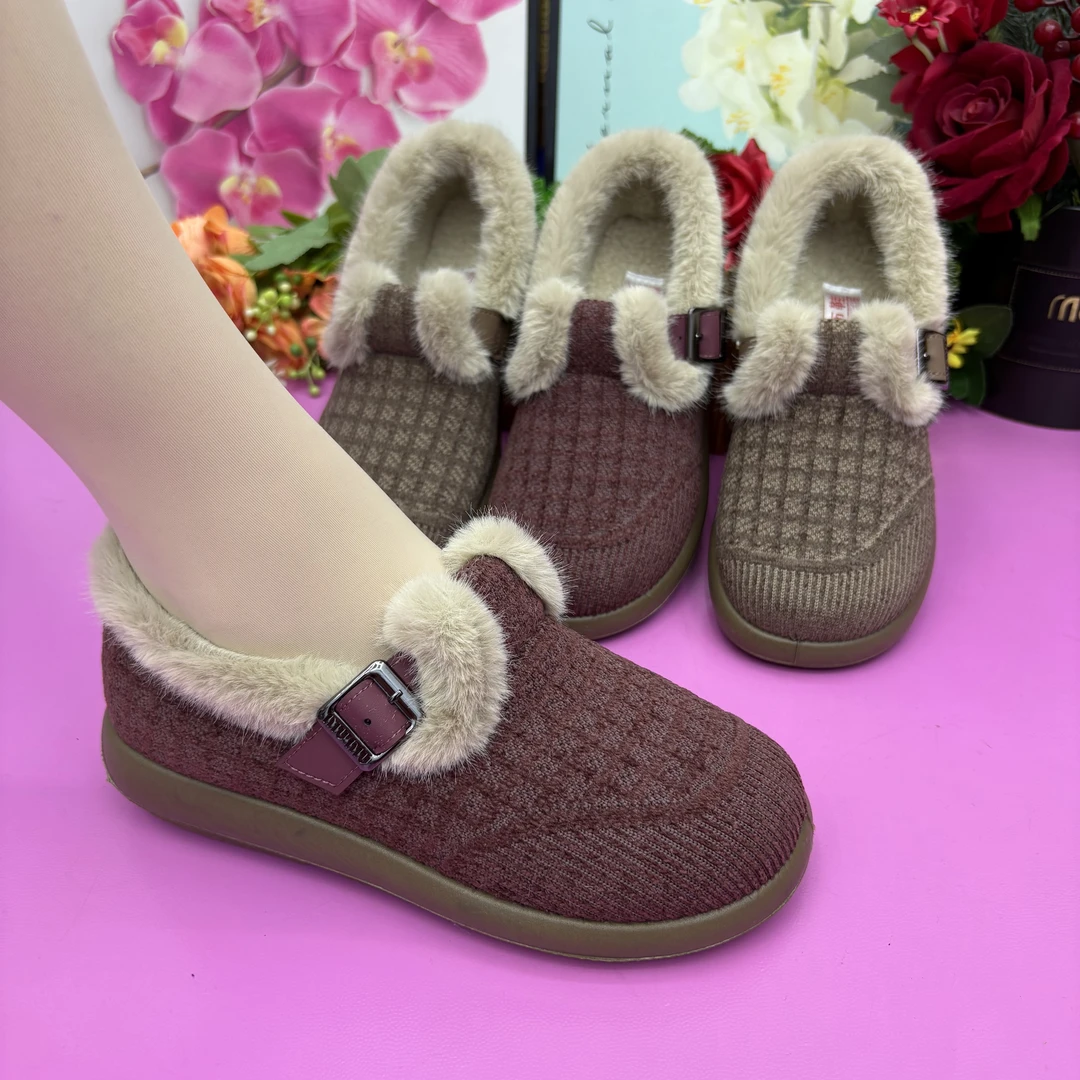 冬季新款棉鞋中老年保暖平底防滑妈妈棉靴加绒加厚脚蹬北京布鞋女