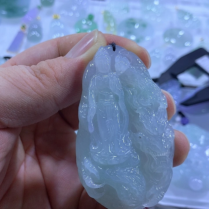 翡翠未镶嵌颈饰天然翡翠A货吊坠
