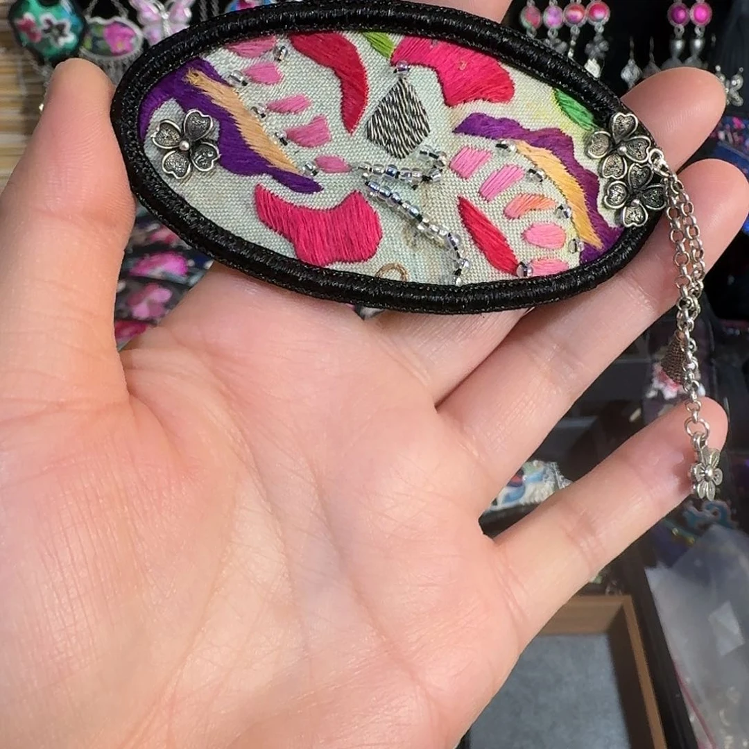 织绣芳民族风刺绣发夹