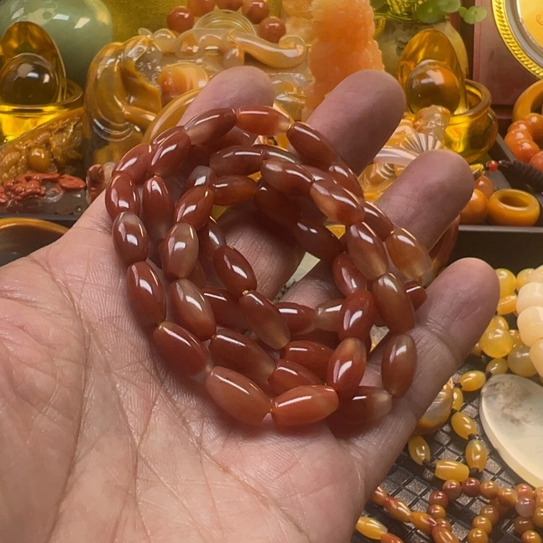 石英质玉未镶嵌颈饰