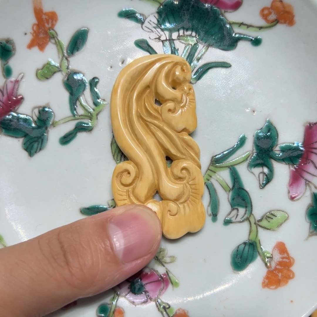 瓷片瓷器。。。。。。。。。。