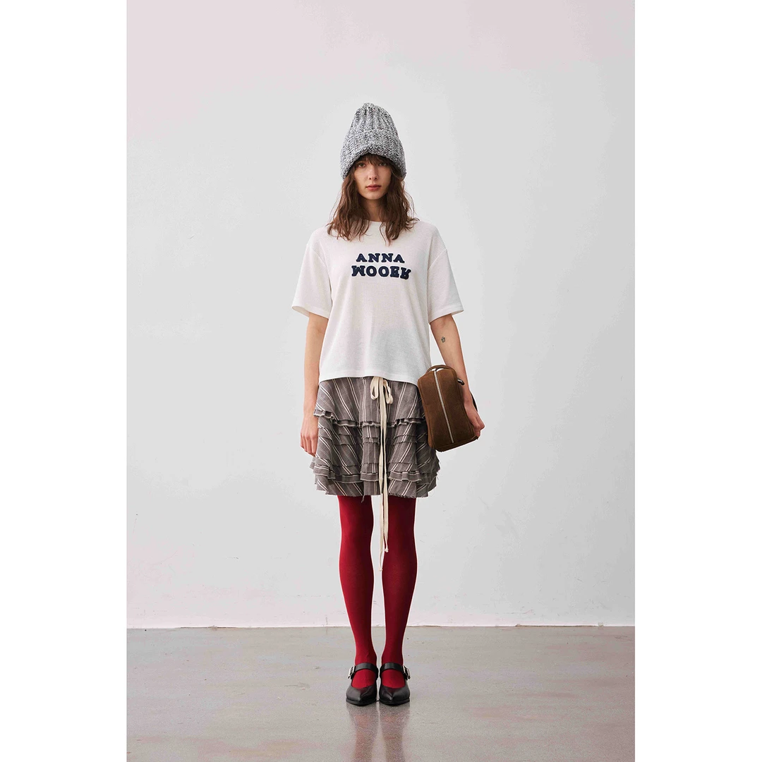 ANNAMOOER 设计师 25早秋新品显瘦洋气慵懒绣花T恤 SOLSOL买手店