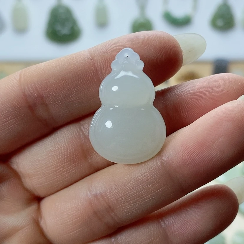 【闪购商品】颈饰未镶嵌和田玉