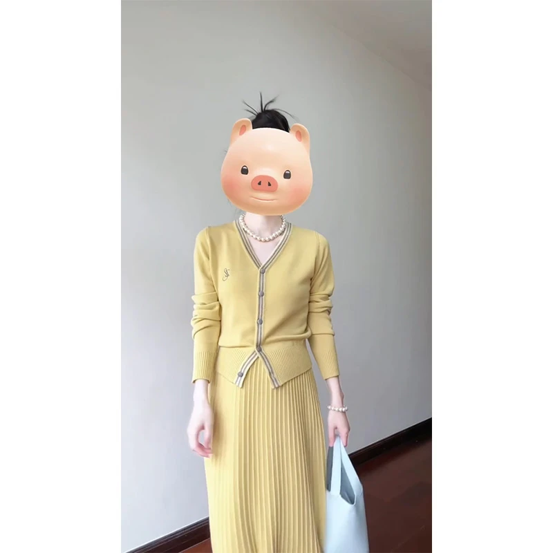 MARIE.COCO千金洋气减龄小香风刺绣开衫女百褶裙时尚气质两件套装