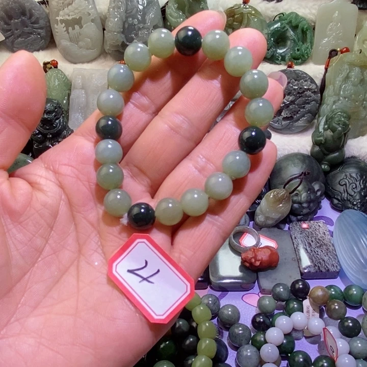 和田玉边角料未镶嵌