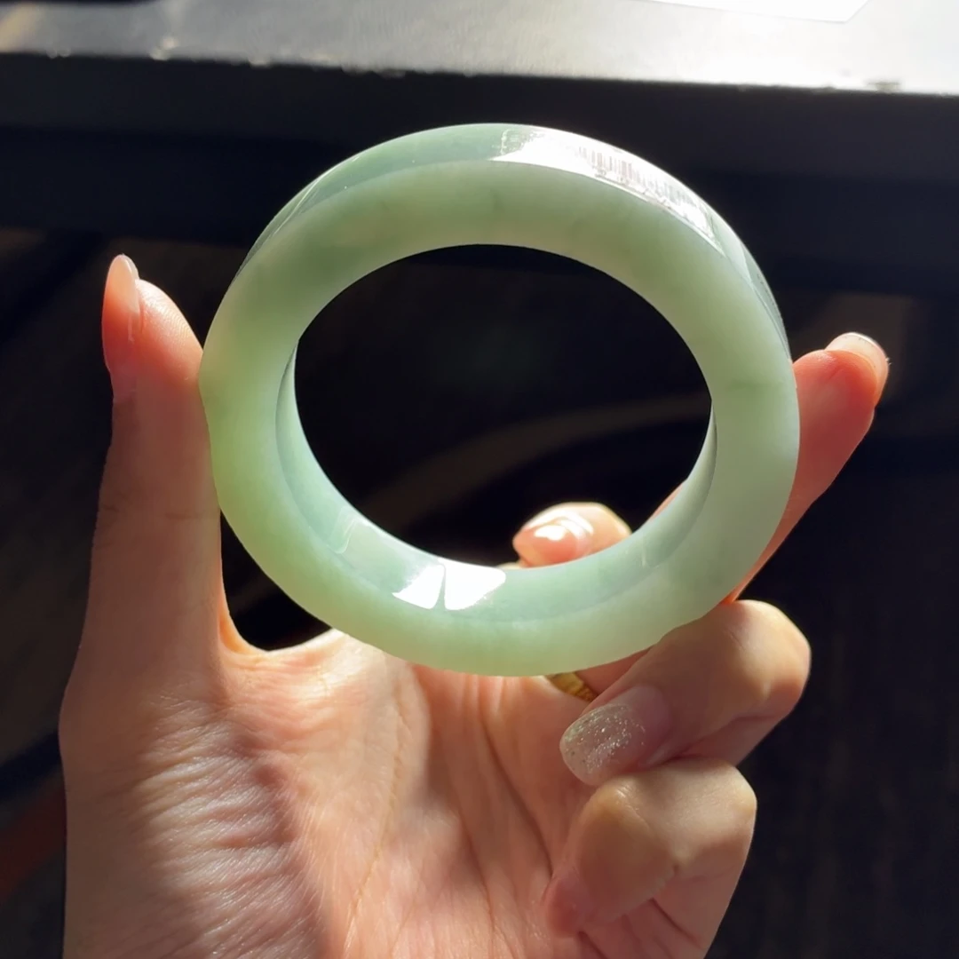 未镶嵌多样性定制手镯定制翡翠