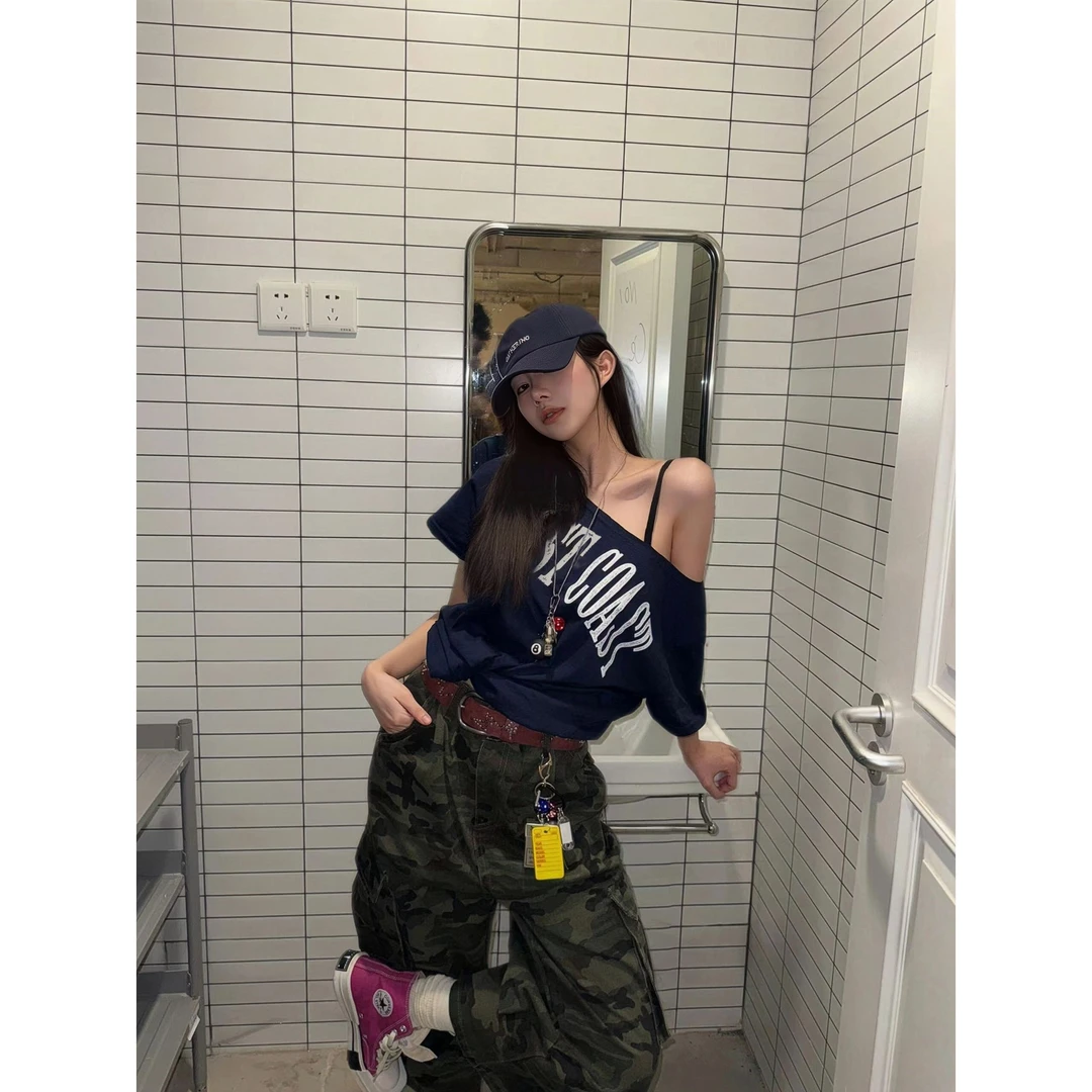 夏季新款显瘦辣妹短袖t恤女复古美式宽松慵懒风穿搭斜肩露肩上衣