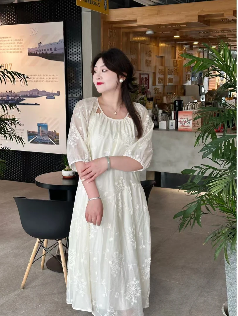 【大源美树】气质时尚夏季新款大码女装刺绣温柔风连衣裙-8957