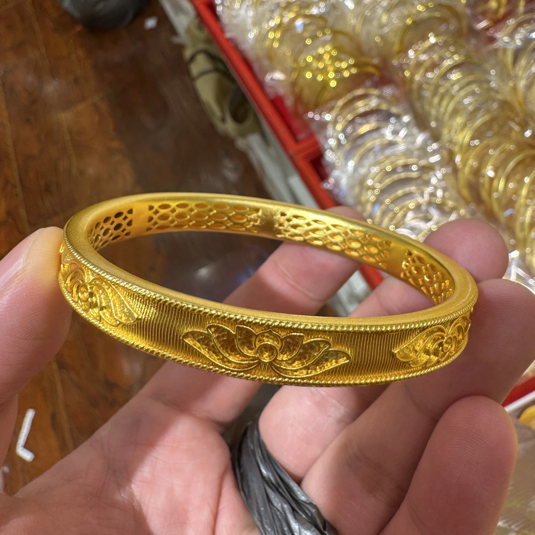 合金手镯 莲花镂空手镯高级