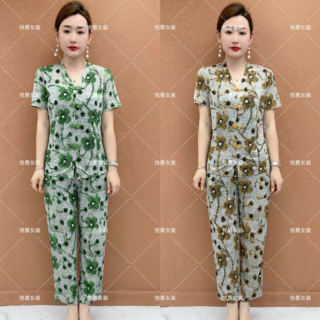 夏季新款时尚V领复古盘扣四叶草减龄显瘦妈妈装两件套