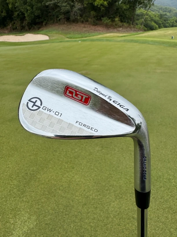 GIGA高尔夫全套球杆高尔夫球杆全杆面超标强倒旋沙杆男士挖起切杆