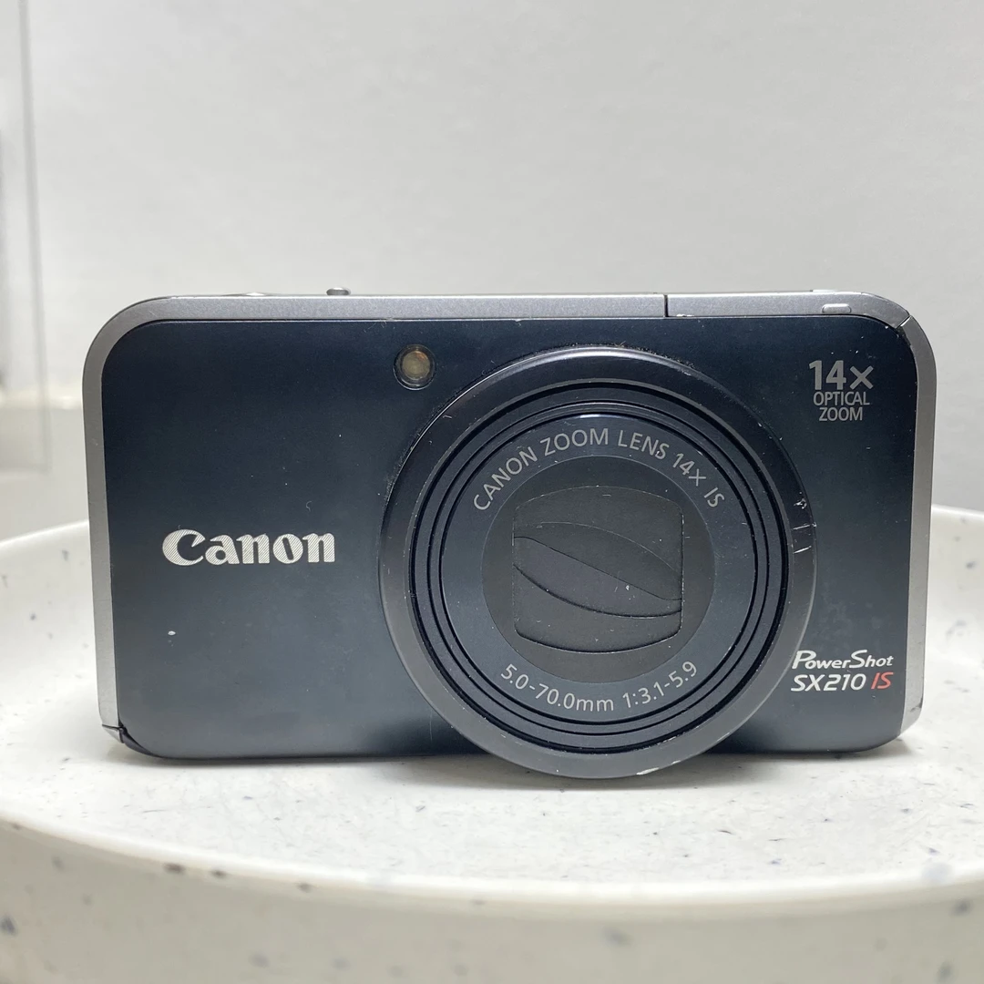 9新 Canon/佳能 佳能SX210is 1400万像素14倍小变焦数码ccd