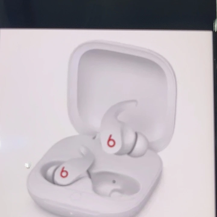 b家 蓝牙耳机 白色 茶具茶具
