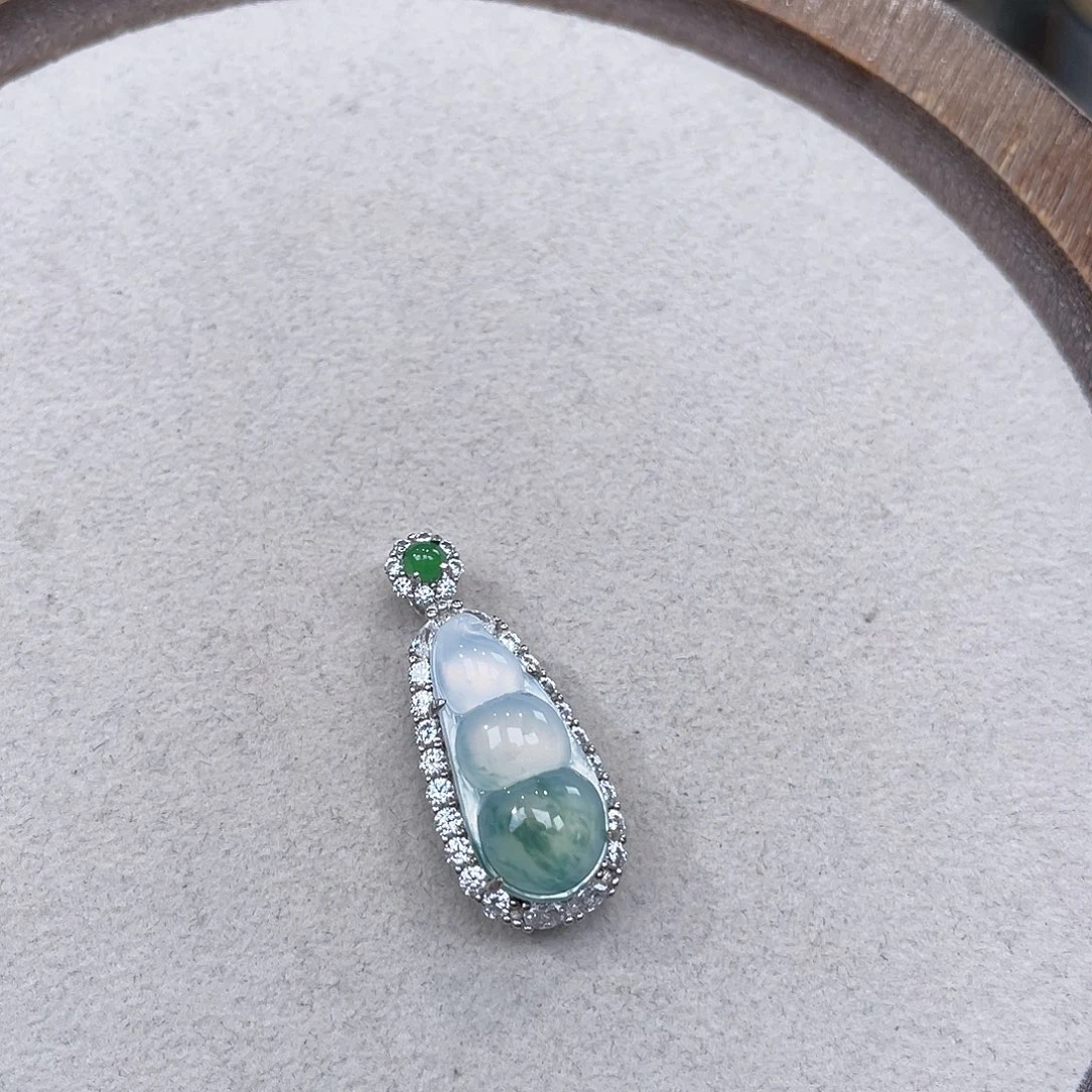 翡翠银S925镶嵌颈饰