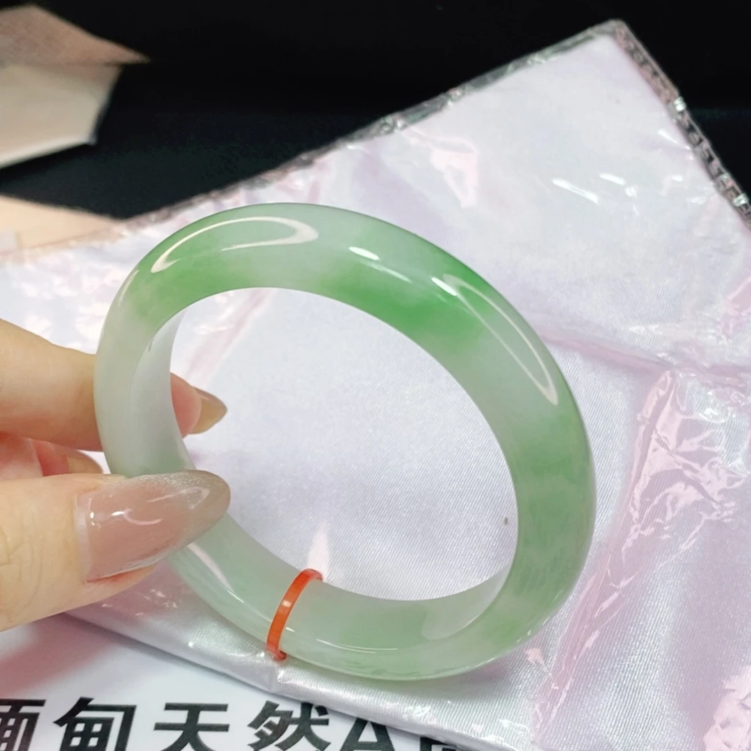 未镶嵌手镯翡翠55.8正圈