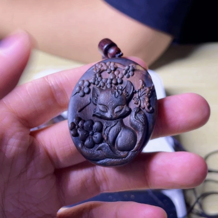 无非金属雕刻吊坠