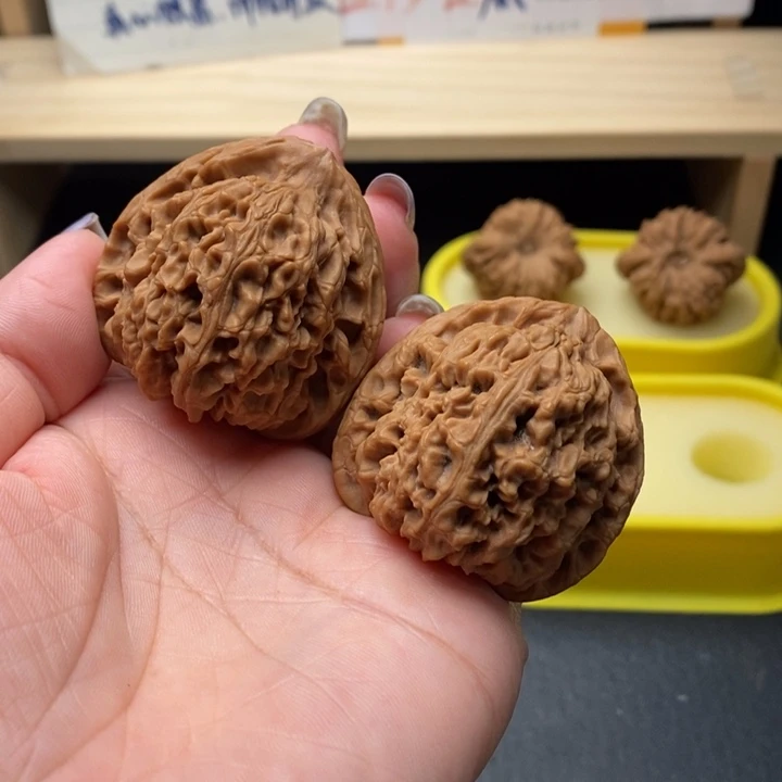 文玩核桃吊坠正三角强迫症41尺0787