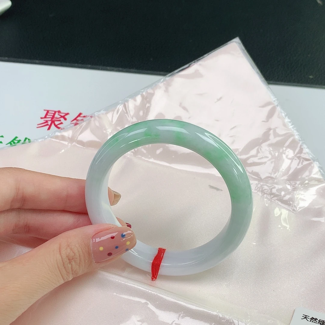 未镶嵌手镯翡翠26
