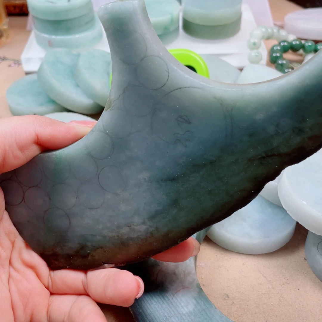 @****翡翠未镶嵌颈饰485……