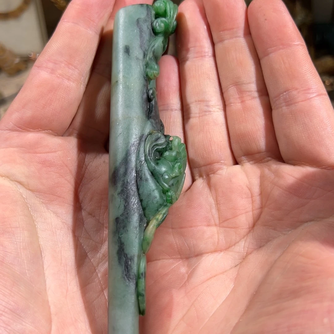 颈饰未镶嵌翡翠翡翠嘴嘴烟斗一个